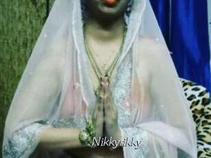 nikkyrikky Le Scandale