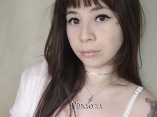Ninaaxx