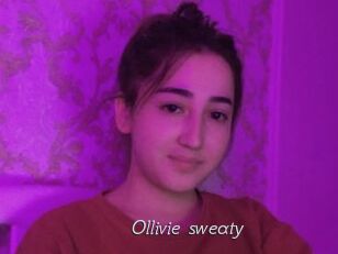 Ollivie_sweaty