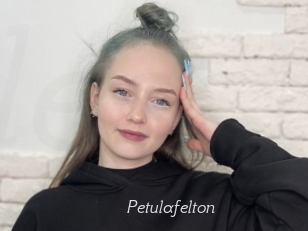 Petulafelton