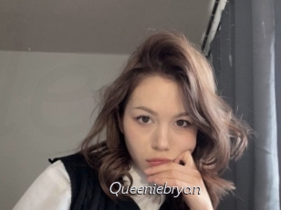 queeniebryan Le Scandale