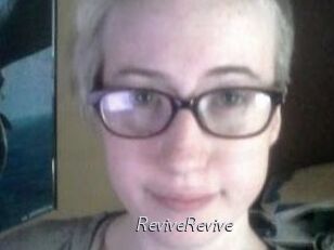 ReviveRevive Le Scandale