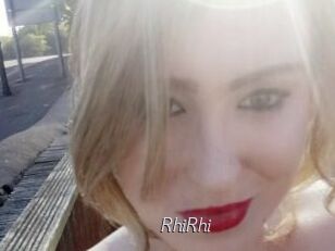 RhiRhi Le Scandale