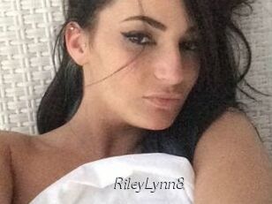 RileyLynn8 Le Scandale