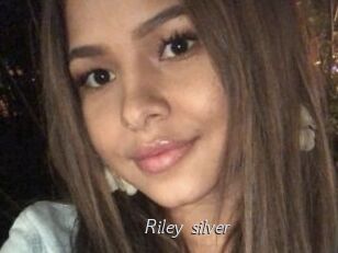 Riley_silver