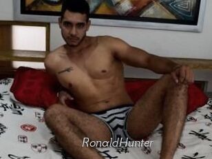 RonaldHunter Le Scandale