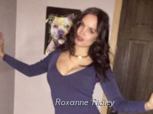 Roxanne_Ridley Le Scandale