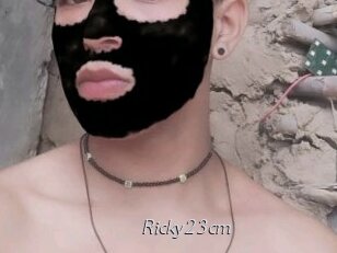 Ricky23cm