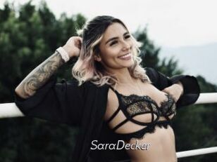 SaraDecker Le Scandale