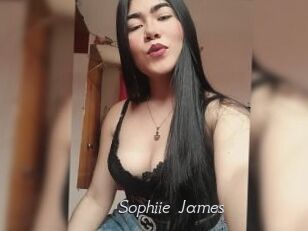 Sophiie_James