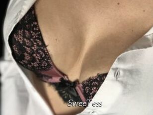 SweeTess Le Scandale