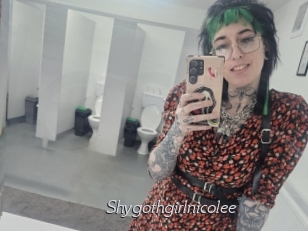 shygothgirlnicolee Le Scandale