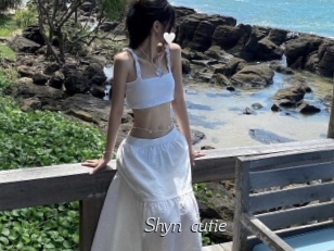 shyn_cutie Le Scandale