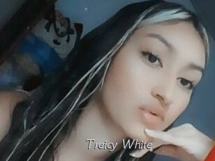 Treicy_White