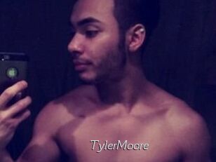 Tyler_Moore