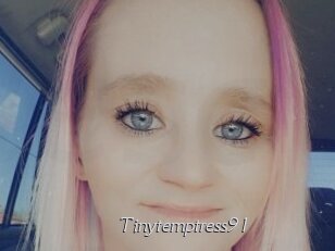 Tinytemptress91