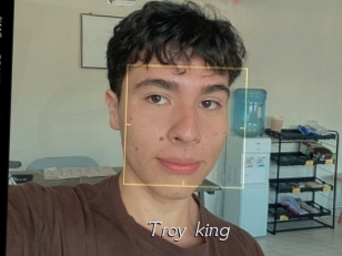 troy_king Le Scandale