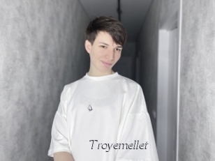 troyemellet Le Scandale