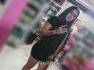 ValeryRoxe Le Scandale