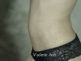 Valerie_hott