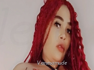 vanesamude Le Scandale