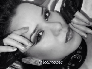 vicamoose Le Scandale