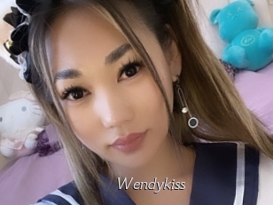 wendykiss Le Scandale