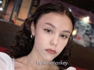 wilonaharkey Le Scandale