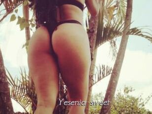 Yesenia_sweet Le Scandale